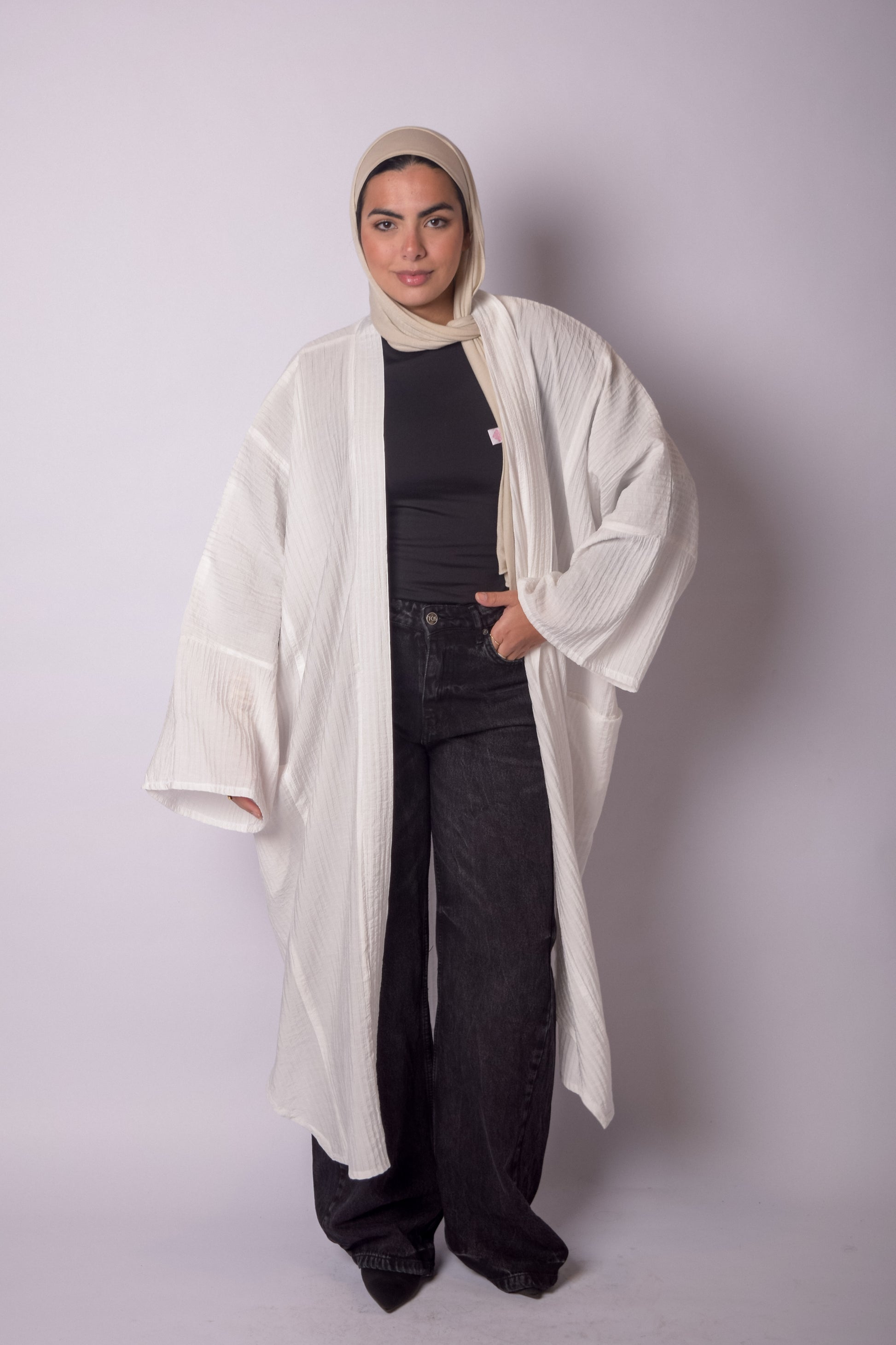 Glow Kimono-White