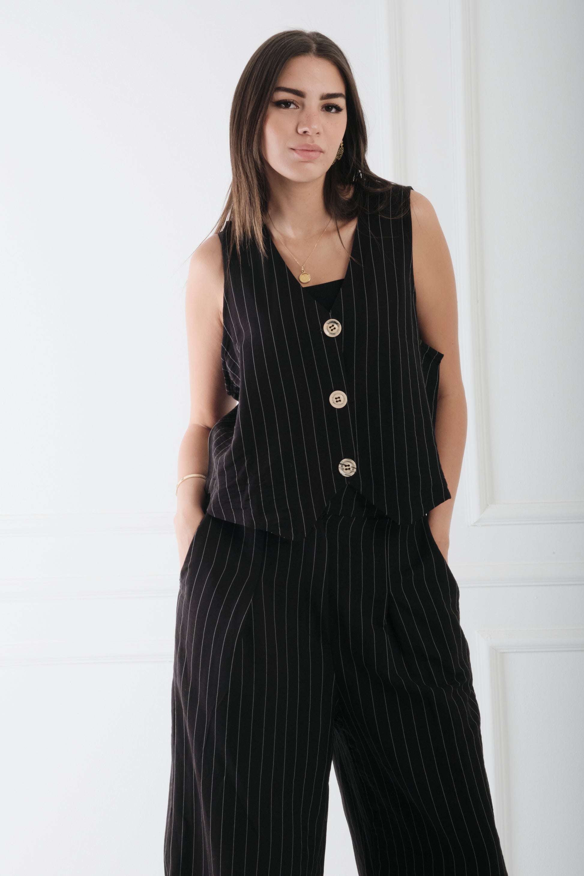 Sleek Suit-Black