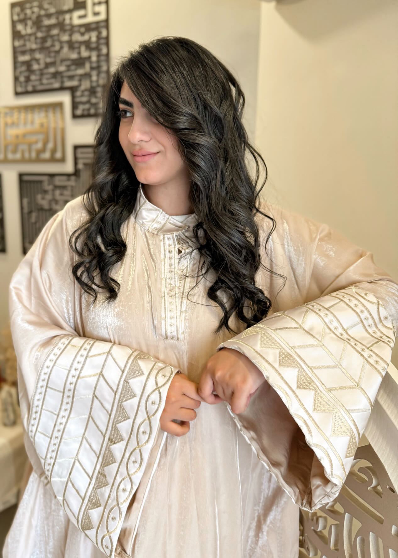 Gleaming Abaya