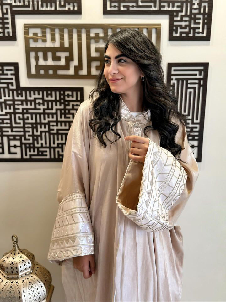 Gleaming Abaya