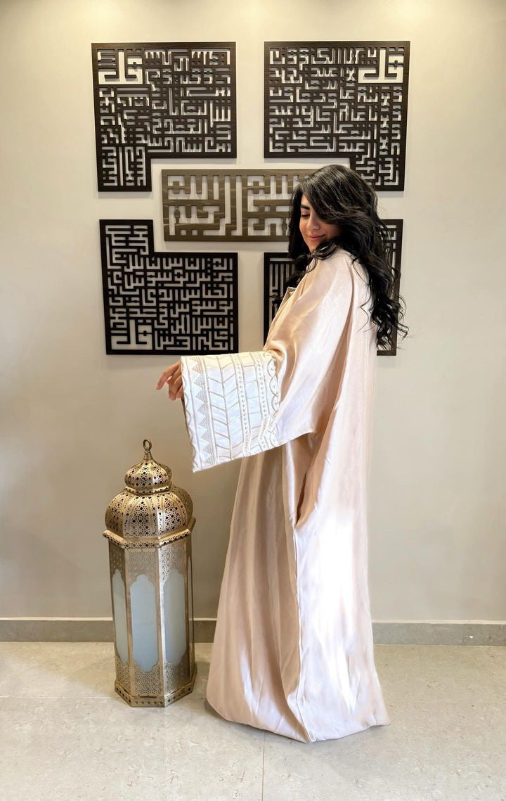Gleaming Abaya