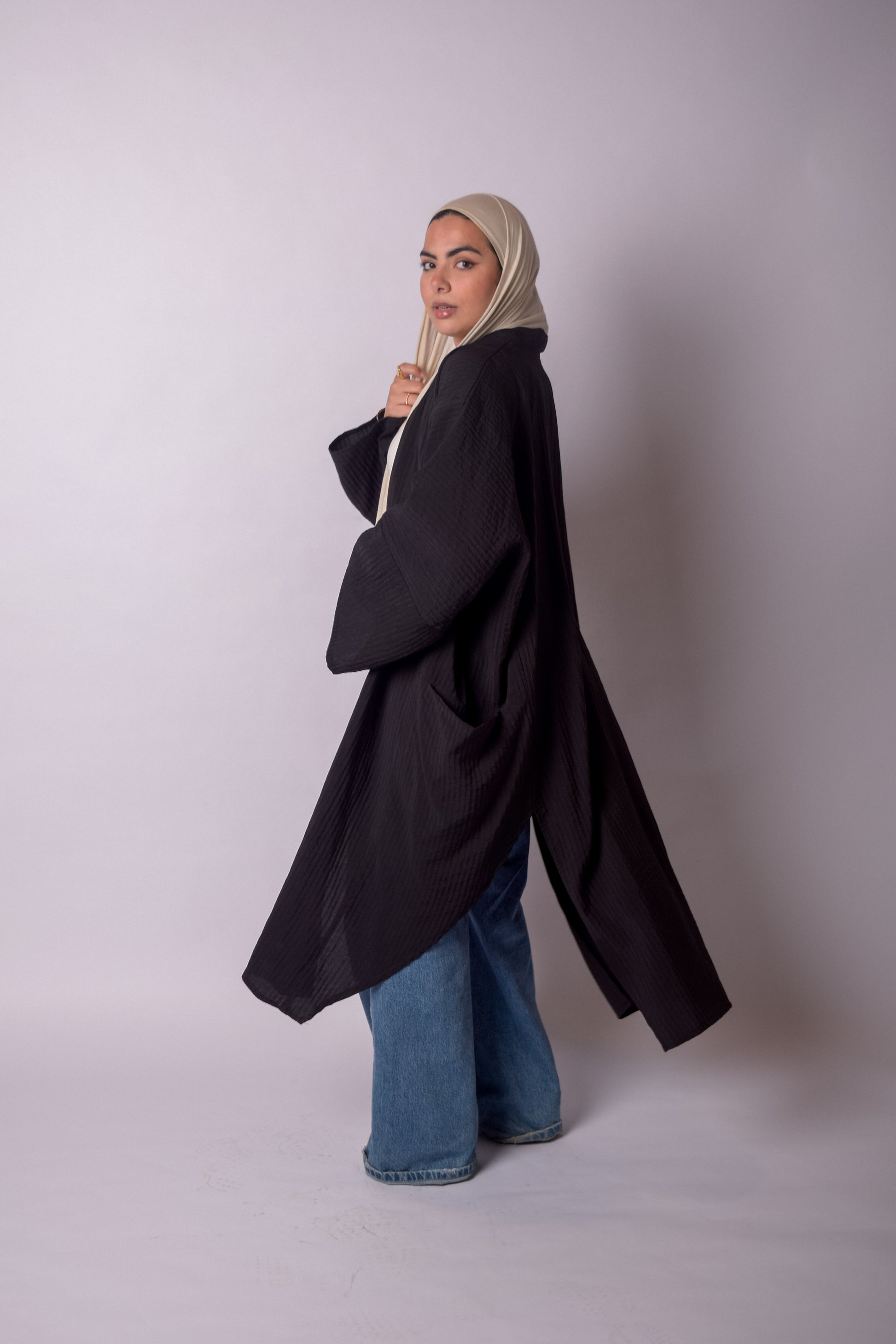 Glow Kimono-Black